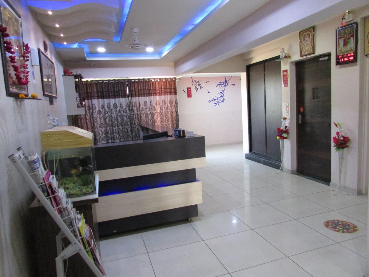 Hotel Nilkanth Residency Gandhinagar Exterior foto
